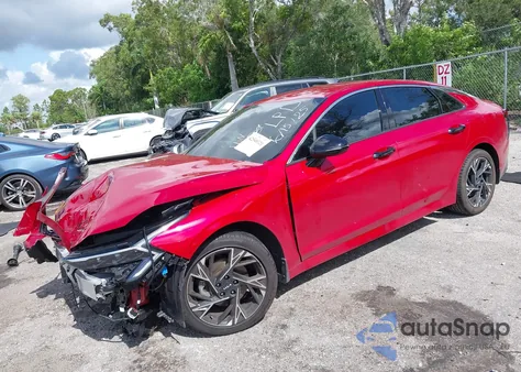 2025 Kia K5 Gt-Line z USA, uszkodzony, nr VIN KNAG64J71S5320589